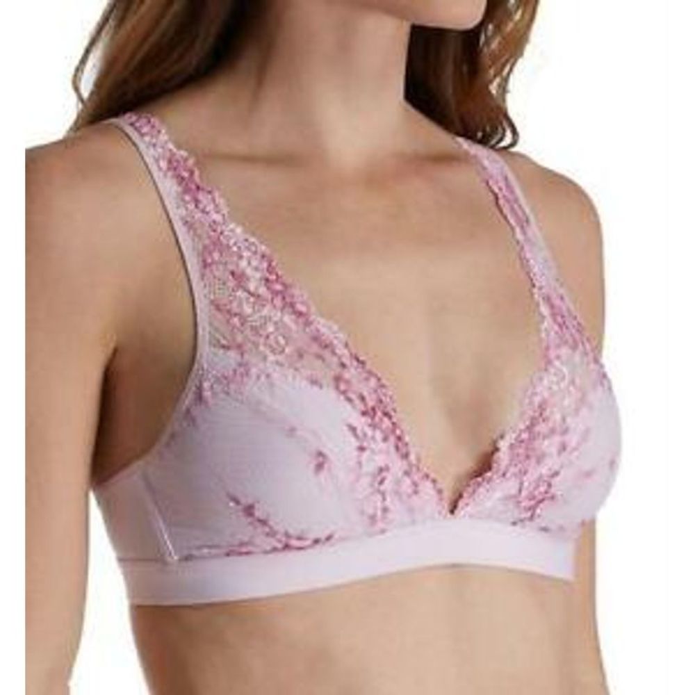 NWT!Wacoal Embrace Lace Wire Free Bra -32